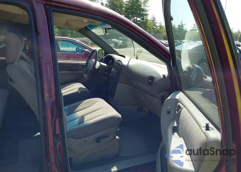 2001 Dodge Grand Caravan Sport z USA, uszkodzony, nr VIN 2B8GP44351R308080